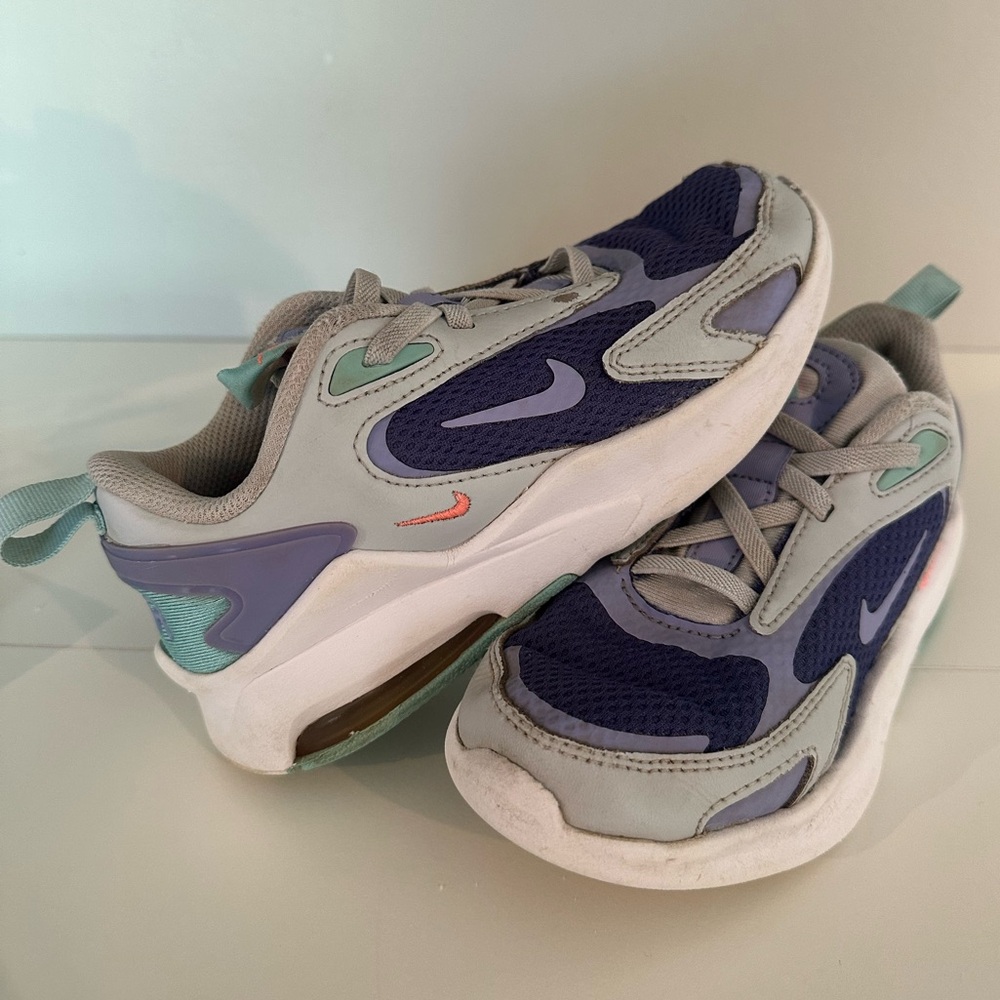 Nike Air Max Bolt Girl’s Shoes Size 13C